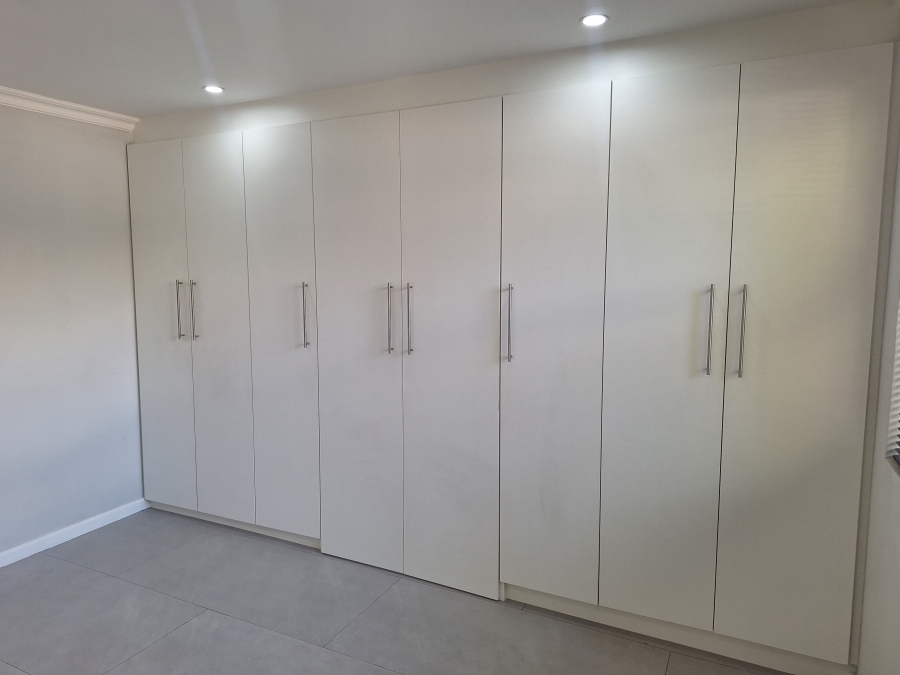 To Let 1 Bedroom Property for Rent in Retief Eastern Cape